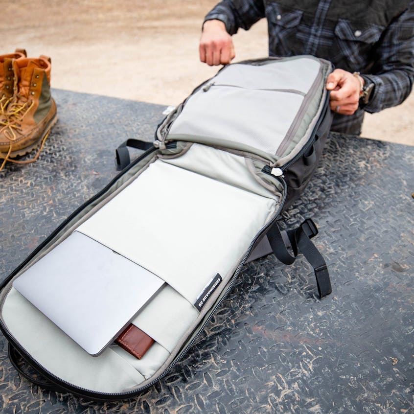 Crossroads 35L Backpack- Alpine Brown