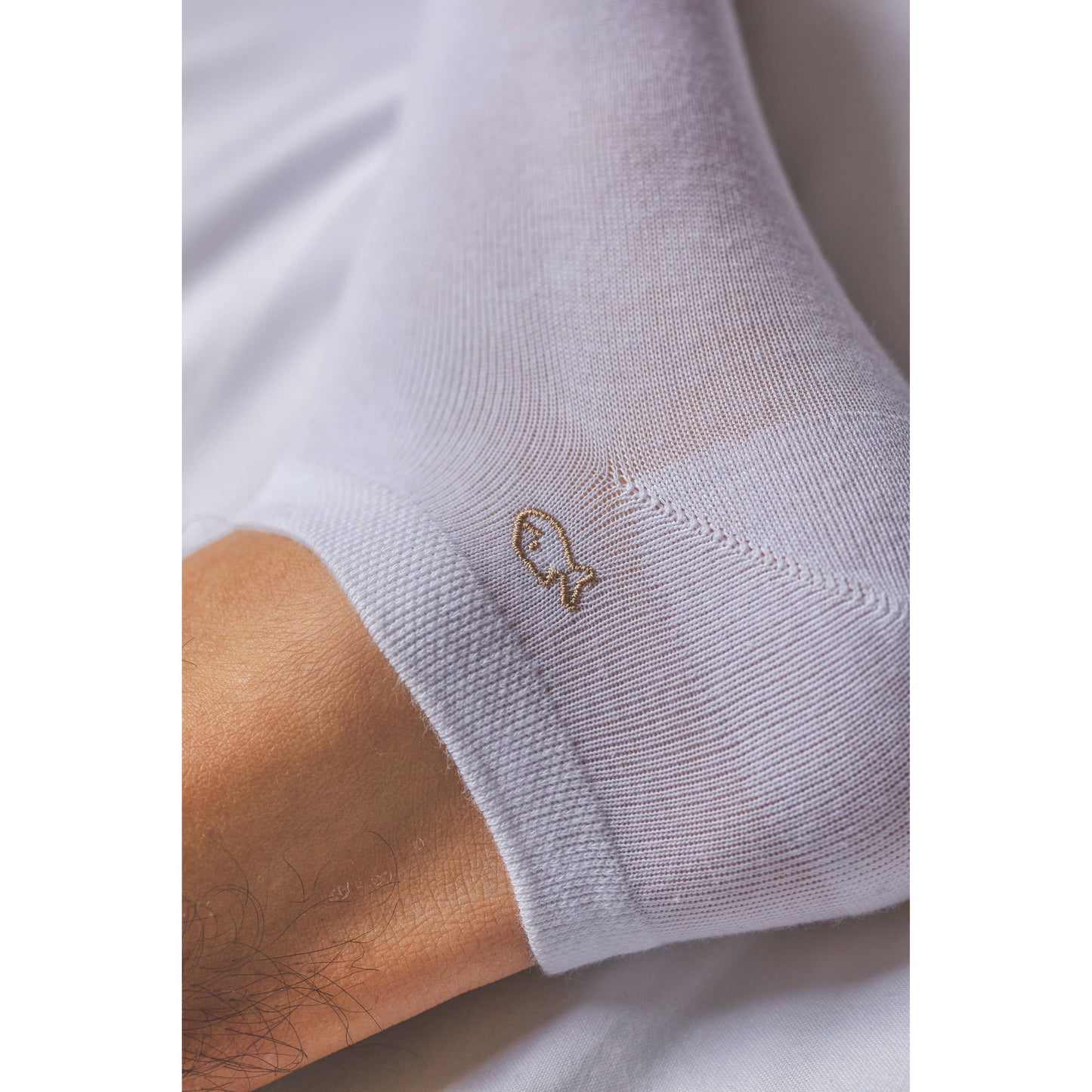 Plain white combed cotton ankle socks
