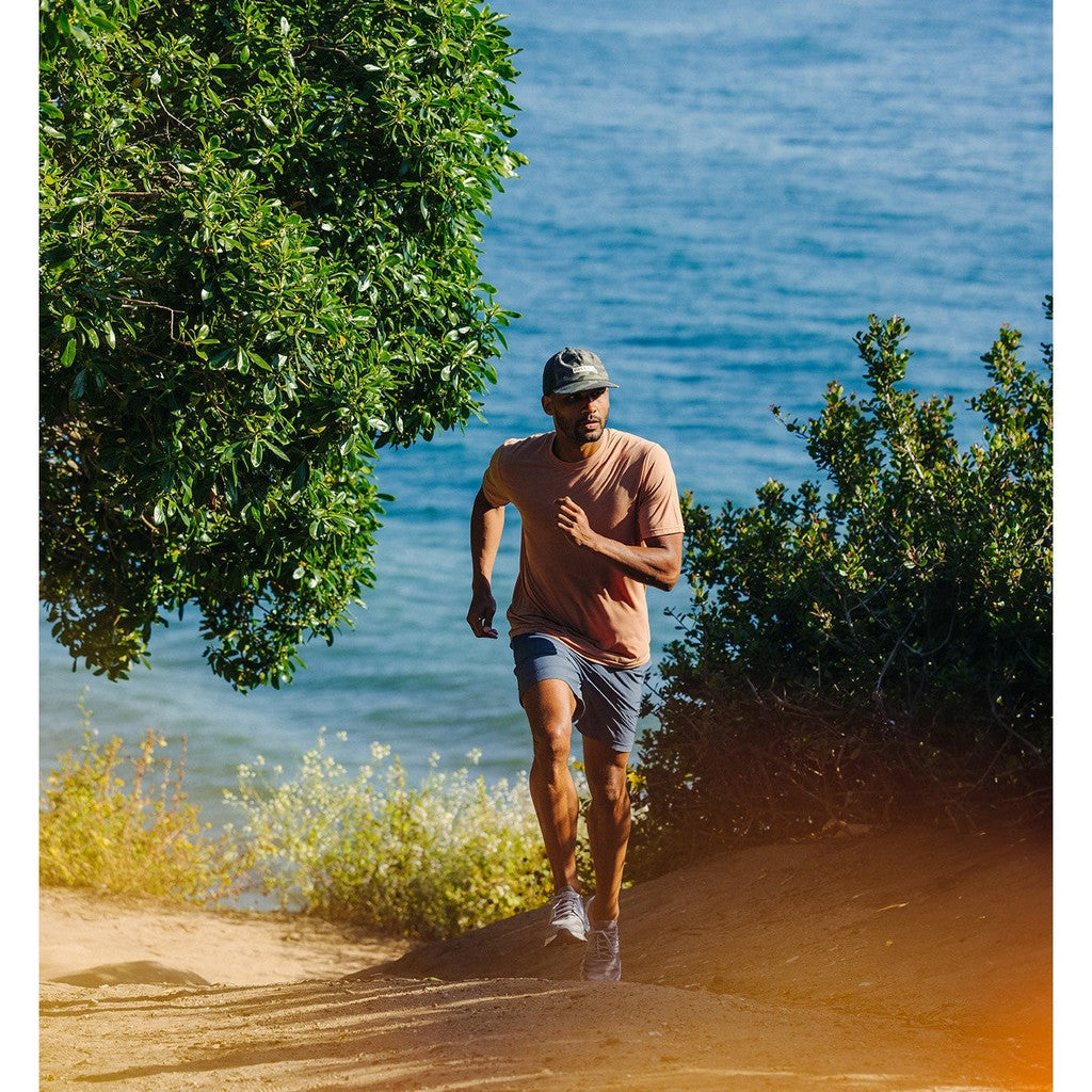 Men's Elevate Lightweight Tee - Smoke