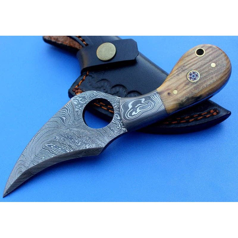 HT-3 Custom Handmade Damascus Skinner Knife // Wood Handle