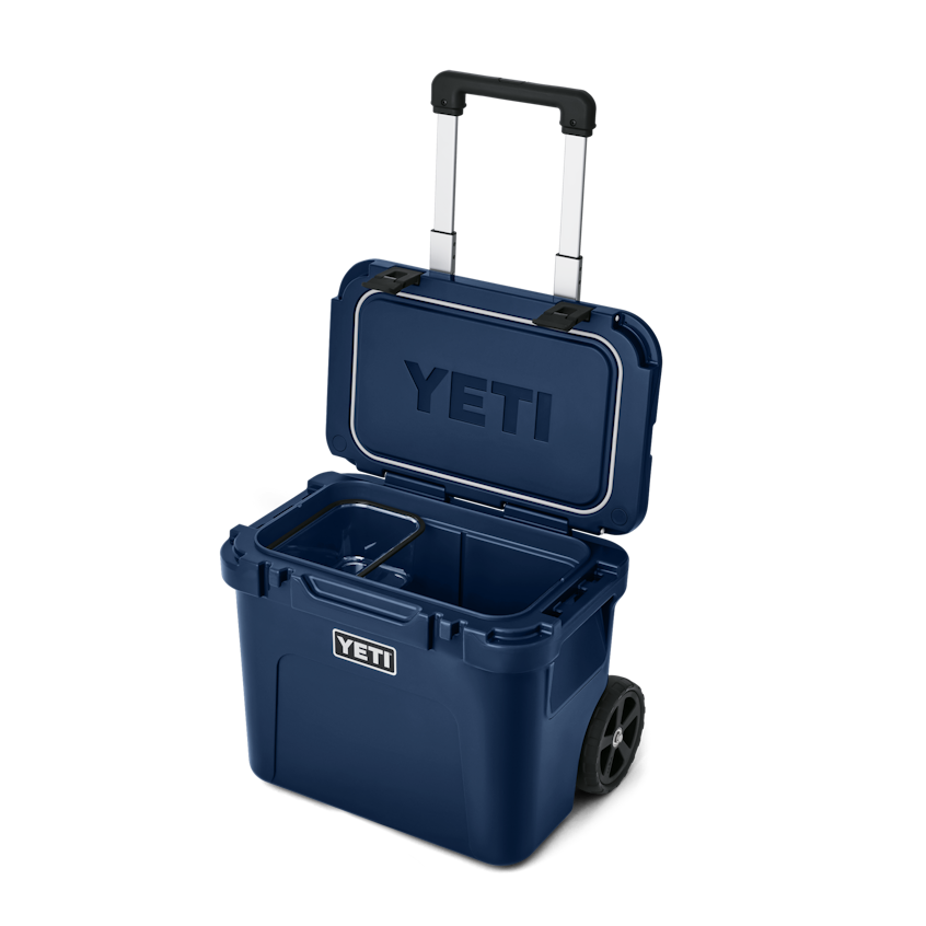 Roadie 32 Wheeled Cooler - Big Wave Blue