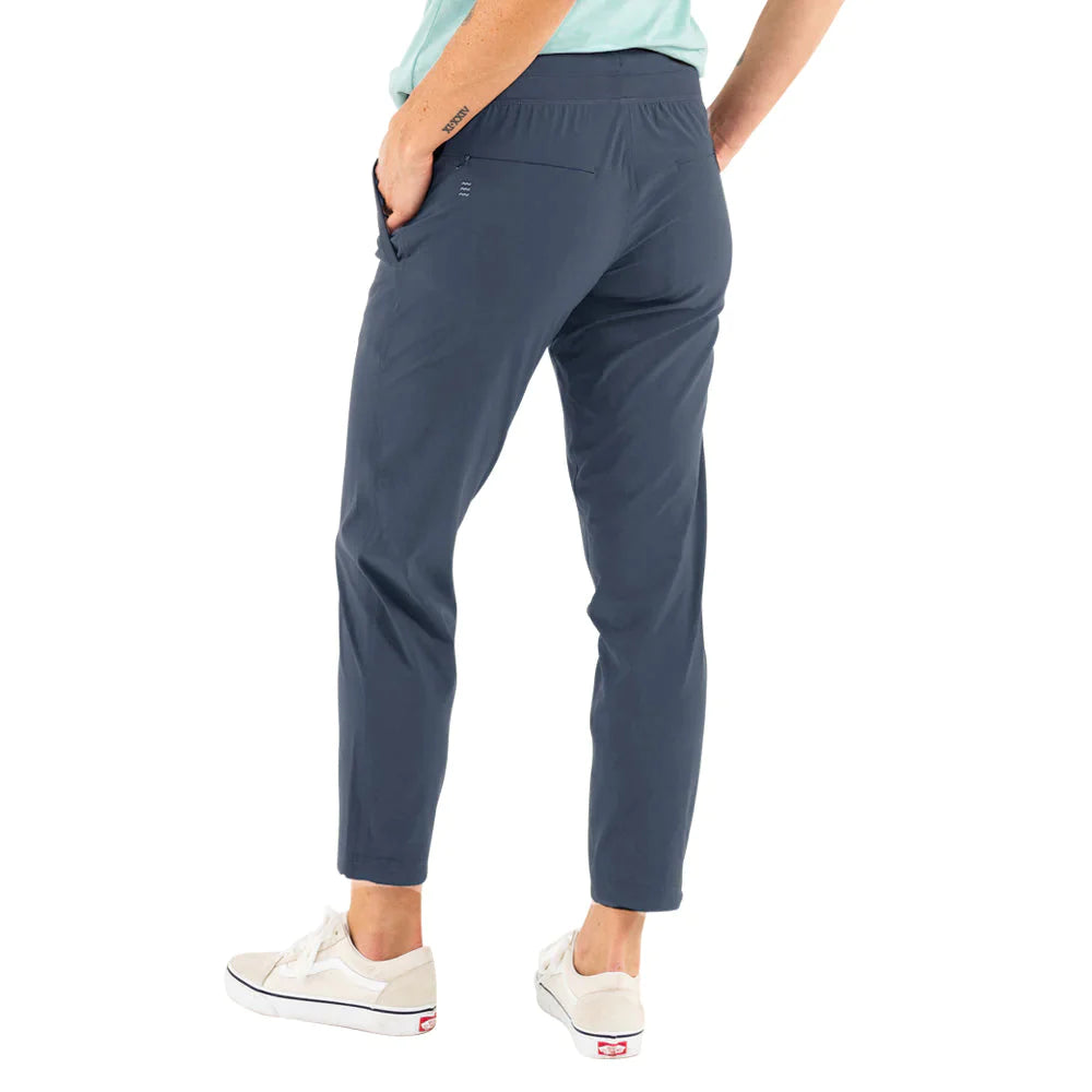 Women's Breeze Cropped Pant - Blue Dusk II